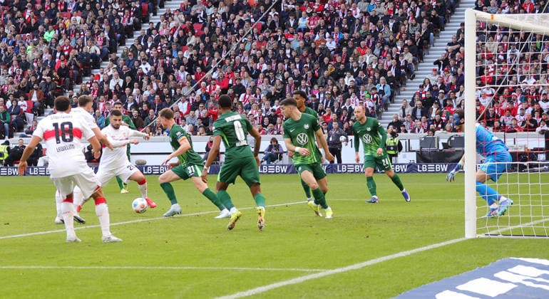 01 03 2026, Germany, Stuttgart, Soccer Bundesliga, Matchday 20, VfB Stuttgart vs VfL Wolfsburg, 1 0 Goal, Scorer Deniz Undav VfB