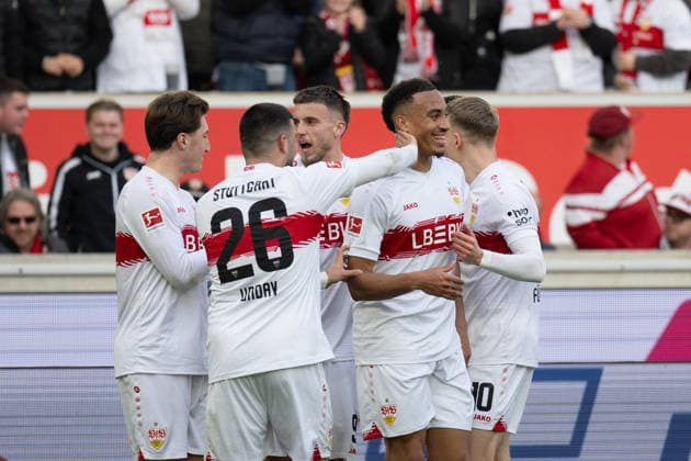 Goal for 3 0 by Jamie Leweling VfB Stuttgart 18 , Cheers, Goal celebration, Celebrates his goal with Angelo Stiller VfB Stuttgart, 06 , Deniz Undav VfB Stuttgart 26 , Ermedin Demirovic VfB Stuttgart, 09 GER, VfB Stuttgart vs VfL Wolfsburg, Football, Men, 1 Bundesliga, 24 Matchday, Season 2025 2026, 01 03 2026, DFL DFB REGULATIONS PROHIBIT ANY USE OF PHOTOGRAPHS AS IMAGE SEQUENCES AND OR QUASI VIDEO, GER, VfB Stuttgart vs VfL Wolfsburg, Football, Men, 1 Bundesliga, 24 Matchday, Season 2025 2026, 01 03 2026 Stuttgart Copyright: xEibner-Pressefoto WolfgangxFrankx EP_WFK