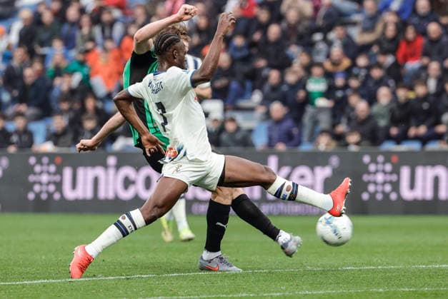 March 1, 2026, Reggio Emilia, REGGIO EMILIA: Sassuolo s Kristian Thorstvedt scores the 2-0 goal during the Italian Serie A soccer match US Sassuolo vs Atalanta BC at Mapei Stadium in Reggio Emilia, Italy, 1 March 2026. ANSA ELISABETTA BARACCHI Serie A: Sassuolo-Atalanta  - ZUMAa110 20260301_zaf_a110_175 Copyright: xElisabettaxBaracchix