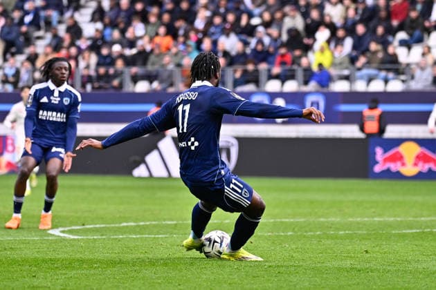 FOOTBALL : Paris FC vs Nice - Ligue 1 - 01 03 2026 Krasso Jean Philippe ( 11 - PFC ) during the Ligue 1 match between Paris FC and OGC Nice at Stade Jean Bouin on March 01, 2026 in Paris, France. ( Photo by Federico Pestellini PsnewZ ) - ParisFrance  Copyright: xFedericoxPestelinix