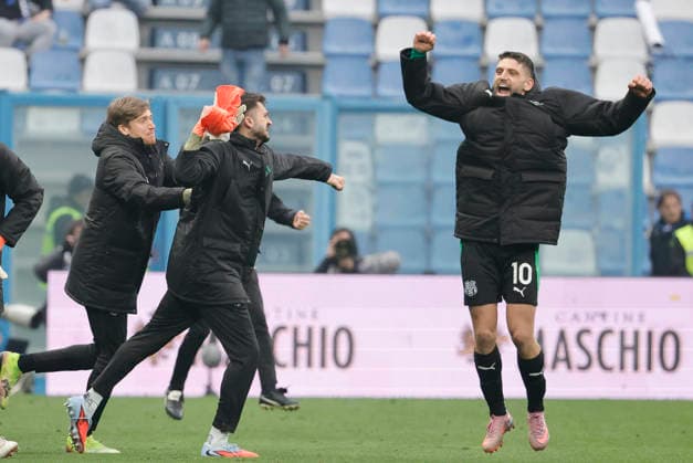 March 1, 2026, Reggio Emilia, ITALY: Sassuolo s players celebrate the victory at the end of the Italian Serie A soccer match US Sassuolo vs Atalanta BC at Mapei Stadium in Reggio Emilia, Italy, 1 March 2026. ANSA ELISABETTA BARACCHI. Soccer: Serie A ; Sassuolo - Atalanta  - ZUMAa110 20260301_zaf_a110_176 Copyright: xElisabettaxBaracchix