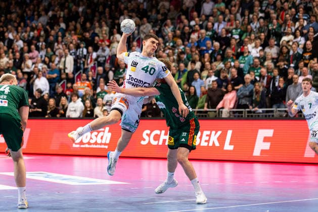 Elias NEWEL FRISCH AUF Goeppingen, 40 scores a goal, Action, Goal throw GER, TSV Hannover Burgdorf vs FRISCH AUF Goeppingen, Handball, Bundesliga, Matchday 23, Season 2025 2026, 01 03 2026, GER, TSV Hannover Burgdorf vs FRISCH AUF Goeppingen, Handball, Bundesliga, Matchday 23, Season 2025 2026, 01 03 2026, Hannover Copyright: xEibnerxPressefoto OliverxSchmidtx EP_OST