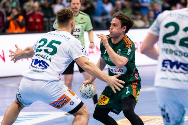 Leif TISSIER TSV Hannover Burgdorf, 07 in duel against Ludvig JURMALA FRISCH AUF Goeppingen, 25 GER, TSV Hannover Burgdorf vs FRISCH AUF Goeppingen, Handball, Bundesliga, Matchday 23, Season 2025 2026, 01 03 2026, GER, TSV Hannover Burgdorf vs FRISCH AUF Goeppingen, Handball, Bundesliga, Matchday 23, Season 2025 2026, 01 03 2026, Hannover Copyright: xEibnerxPressefoto OliverxSchmidtx EP_OST