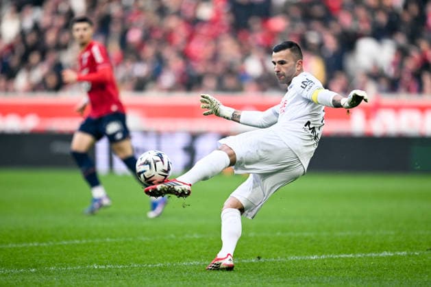 LOSC Lille v FC Nantes - Ligue 1 McDonald s 2025 2026 01 Anthony LOPES (fcn) during the Ligue 1 McDonald s match between Lille and Nantes at Stade Pierre Mauroy on March 1, 2026 in Lille, France. Lille France  Copyright: xFEPx 776348307