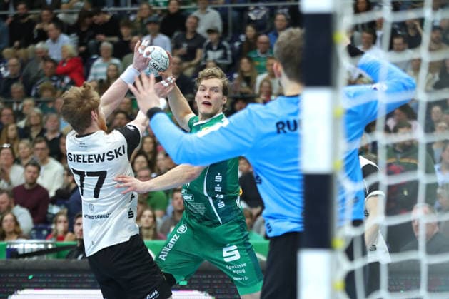 Handball DAIKIN HBL, SC DHfK Leipzig Bergischer HC 01 03 2026 Blaer Hinriksson 44, SC DHfK Leipzig in action Handball, DAIKIN HBL, 1 Bundesliga, Season 2025 2026, Matchday 23 SC DHfK Leipzig vs Bergischer HC on 01 03 2026 at Quarterback Immobilien Arena Leipzig Copyright: xBEAUTIFULxSPORTS JanxKaeferx