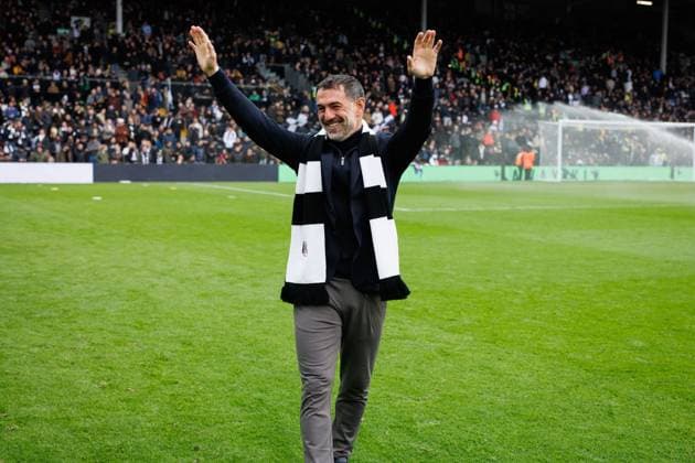 Former Fulham player Giorgos Karagounis is introduced to the crowd at half time Fulham v Tottenham Hotspur, Premier League, Football, Craven Cottage, London, UK - 01 Mar 2026London Craven Cottage United Kingdom EDITORIAL USE ONLY No use with unauthorised audio, video, data, fixture lists, club league logos or live services. Online in-match use limited to 120 images, no video emulation. No use in betting, games or single club league player publications.  Copyright: xSimonxDael Shutterstockx 16708827ef