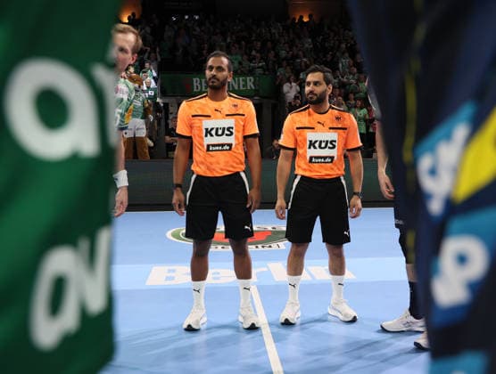 GER HBL season 2025 2026 FÜCHSE Berlin vs Rhein Neckar Löwen, 01 03 26, Max Schmeling Halle, Berlin, referee, center circle, Ramesh Thiyagarajah, Surresh Thiyagarajah, before the match