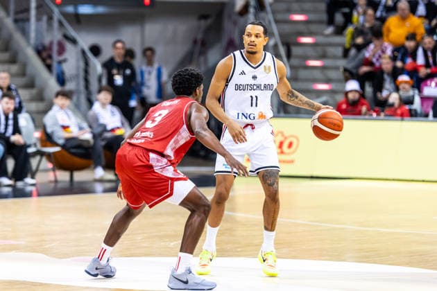 GER, FIBA Basketball World Cup 2027, European Qualifiers, Germany Croatia 01 03 2026, Telekom Dome, Bonn, GER, FIBA Basketball World Cup 2027, European Qualifiers, Germany Croatia Nelson Weidemann Germany, No11 , Jaleen Smith Croatia, No3 Â Photo Alexander Trienitz Bonn Telekom Dome Nordrhein Westfalen Germany