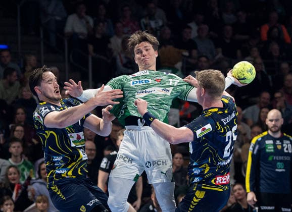Handball, Men, Season 2025 2026, DAIKIN Handball Bundesliga 23 Matchday , Füchse Berlin Rhein Neckar Löwen, f l Robert Timmermeister Löwen , Nils Lichtlein Füchse Berlin , Haukur Thrastarson Löwen , 01 03 2026, Copyright: xSebastianxRäppold MatthiasxKochx