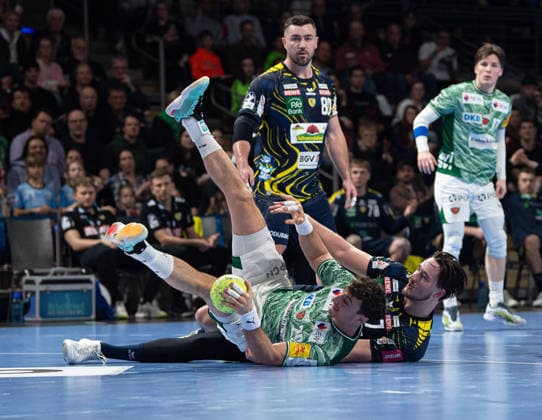 Handball, Men, Season 2025 2026, DAIKIN Handball Bundesliga 23 Matchday , Füchse Berlin Rhein Neckar Löwen, f l Lukas Herburger Füchse Berlin , Robert Timmermeister Löwen , 01 03 2026, Copyright: xSebastianxRäppold MatthiasxKochx