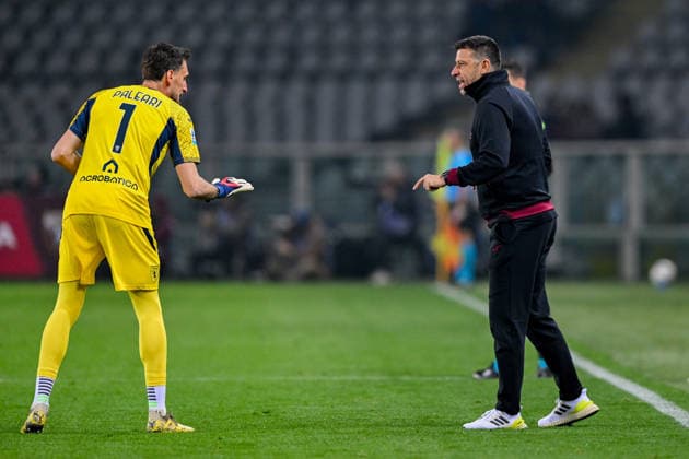 Torino s head coach Roberto D Aversa and Torino s goalkeeper Alberto Paleari during the Serie A soccer match between Torino and Lazio at the Grande Torino Stadium in Turin, Italy - Sunday, March 01, 2026. - Soccer .  Copyright: xTanoxPecoraro LaPressex