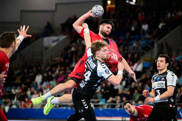 Bietigheim HBL 25 26 SG BBM Bietigheim HSG Nordhorn Lingen Elias Ruddat Nordhorn , Juan de la Pena Bietigheim Bietigheim Bissingen Egetrans Arena Baden Württemberg Germany