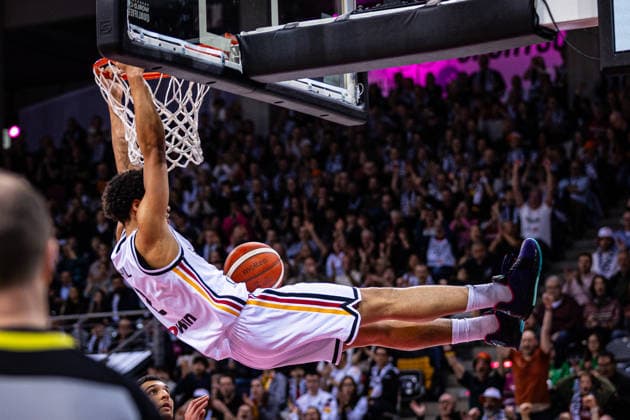 FIBA World Cup Qualifier Germany vs. Croatia 01 03 2026 Jack Kayil Deutscher Basketball Bund 2 dunkt spektakulär FIBA Basketball World Cup 2027 European Qualifiers, Germany vs. Croatia, 1 3 2026, Telekom Dome, Bonn Copyright: xBEAUTIFULxSPORTS Derixx