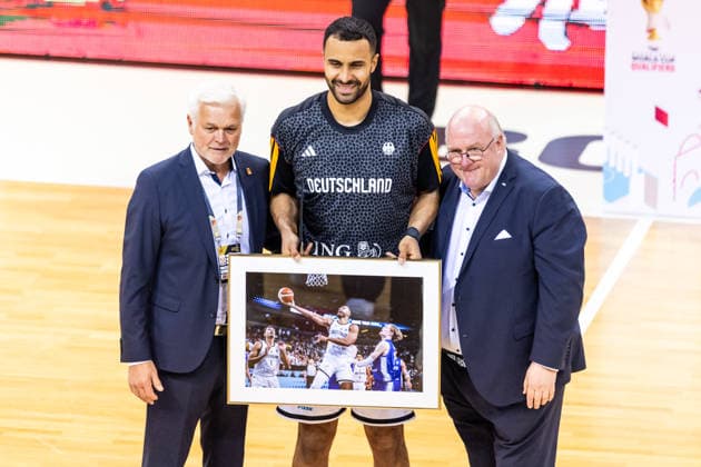 GER, FIBA Basketball World Cup 2027, European Qualifiers, Germany Croatia 01 03 2026, Telekom Dome, Bonn, GER, FIBA Basketball World Cup 2027, European Qualifiers, Germany Croatia Armin Andres, DBB Head of Delegation, Johannes Thiemann Germany, No 32 , Ingo Weiss, DBB President  Photo Alexander Trienitz Bonn Telekom Dome North Rhine-Westphalia Germany
