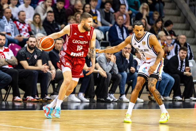 GER, FIBA Basketball World Cup 2027, European Qualifiers, Germany Croatia 01 03 2026, Telekom Dome, Bonn, GER, FIBA Basketball World Cup 2027, European Qualifiers, Germany Croatia Dominik Mavra Croatia, No19 , Nelson Weidemann Germany, No11 Â Photo Alexander Trienitz Bonn Telekom Dome Nordrhein Westfalen Germany