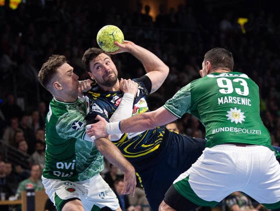 Handball, Men, Season 2025 2026, DAIKIN Handball Bundesliga 23 Matchday , Füchse Berlin Rhein Neckar Löwen, v l Lasse Bredekjaer Andersson Füchse Berlin , Dani Baijens Löwen , Mijajlo Marsenic Füchse Berlin , 01 03 2026, Copyright: xSebastianxRäppold MatthiasxKochx