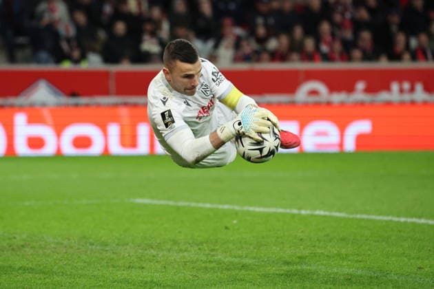 FOOTBALL : LOSC Lille vs FC Nantes - Ligue 1 J24 - 01 03 2026 Anthony LOPES (FC Nantes) lors du match LOSC Lille vs FC Nantes, Ligue 1 J24, Decathlon Arena stade Pierre Mauroy, le 1er mars 2026 - photo Laurent Sanson PsnewZ  Copyright: xLaurentxSANSONx xPsnewZx
