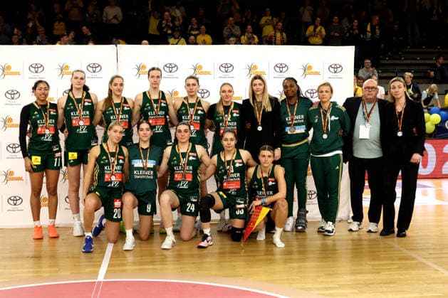 DEU, easyCredit DBBL, ALBA vs Rutronik Stars Keltern, 01 03 2026, Soemmeringhalle, Berlin, DEU, easyCredit DBBL, ALBA vs Rutronik Stars Keltern, in the picture coach Matea Tavic Rutronik Stars Keltern , Keltern players, nordphotoxGmbHx xEngler nph00076