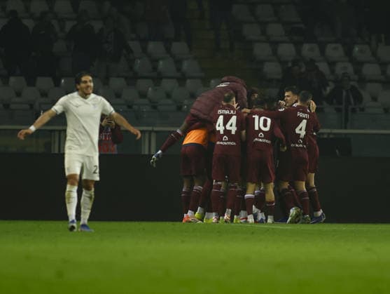 Duvan Zapata of Torino FC celebrating with team mates after a goal during the Italian Serie A, season 2025-2026, football match between Torino FC and SS Lazio on 01 March 2026 at Stadio Olimpico Grande Torino, Turin, Italy. Photo, Nderim Kaceli  Copyright: xNderimxKaceli IPAxSportx xipa-agency.netx xx IPA_72234447 IPA_Agency_IPA72234447