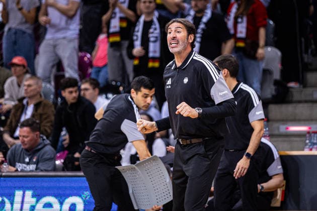 FIBA World Cup Qualifier Germany vs Croatia 01 03 2026 Alex Mumbru Headcoach German Basketball Federation gestures FIBA Basketball World Cup 2027 European Qualifiers, Germany vs Croatia, 1 3 2026, Telekom Dome, Bonn Copyright: xBEAUTIFULxSPORTS Derixx