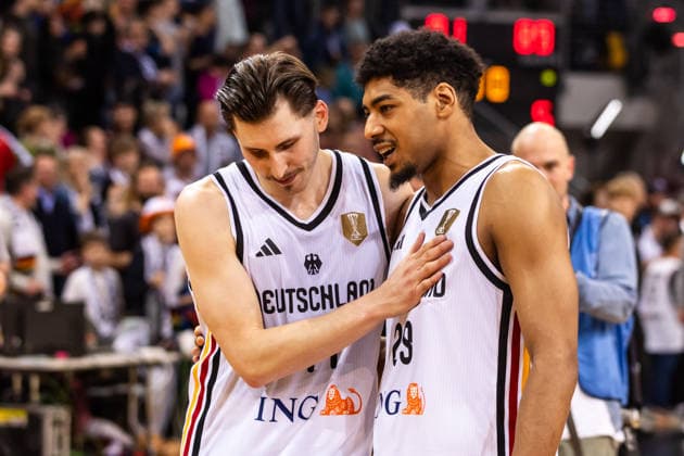 GER, FIBA Basketball World Cup 2027, European Qualifiers, Germany Croatia 01 03 2026, Telekom Dome, Bonn, GER, FIBA Basketball World Cup 2027, European Qualifiers, Germany Croatia David Krämer Germany, No44 with Kostja Mushidi Germany, No29 Â Photo Alexander Trienitz Bonn Telekom Dome North Rhine-Westphalia Germany