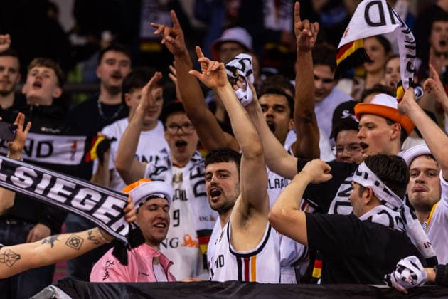 GER, FIBA Basketball World Cup 2027, European Qualifiers, Germany Croatia 01 03 2026, Telekom Dome, Bonn, GER, FIBA Basketball World Cup 2027, European Qualifiers, Germany Croatia Jonas Mattisseck Germany, No15 celebrates with the fans Â Photo Alexander Trienitz Bonn Telekom Dome North Rhine-Westphalia Germany