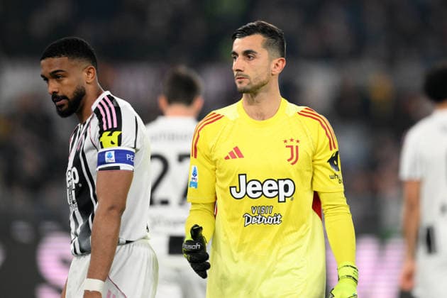 Foto IPP Roberto Ramaccia Roma 1 3 2026 Campionato di Calcio Serie A 2025 2026 Roma vs Juventus Nella foto Mattia Perin of FC Juventus Italy Photo Press - World Copyright Roma italy Italia ITALY  Copyright: xR4924_italyphotopressx