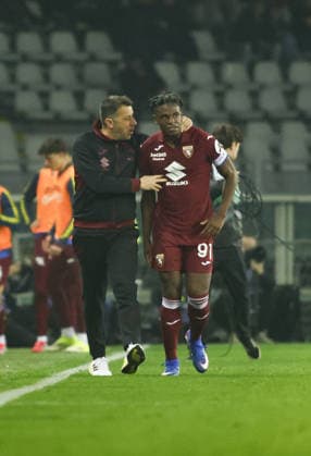 Duvan Zapata of Torino FC and Roberto D Aversa manager of Torino FC during the Italian Serie A, season 2025-2026, football match between Torino FC and SS Lazio on 01 March 2026 at Stadio Olimpico Grande Torino, Turin, Italy. Photo, Nderim Kaceli  Copyright: xNderimxKaceli IPAxSportx xipa-agency.netx xx IPA_72234458 IPA_Agency_IPA72234458