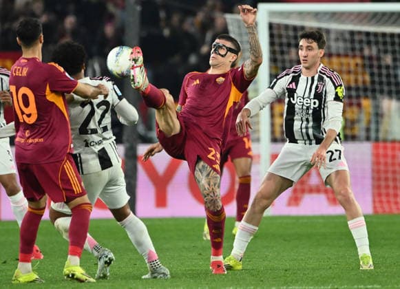 March 1, 2026, Roma, Roma, Italia: Andrea Cambiaso of FC Juventus During the 2025 26 Italian Serie A football match between AS Roma and FC Juventus on March 1, 2026, at the Stadio Olimpico in Rome...Pictured: Roma Vs. Juventus 2025 26 Serie A Championship  - ZUMAs236 20260301_aap_s236_001 Copyright: xFabioxSassox