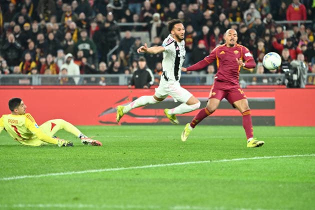Roma vs. Juventus 2025 26 Serie A championship Goal the Donyell Malen (AS Roma) During the 2025 26 Italian Serie A football match between AS Roma and FC Juventus on March 1, 2026, at the Stadio Olimpico in Rome. Pictured: Roma stadio Olimpico Roma Italia Copyright: xFABIOxSASSOxFabioxSassox DSC_5519