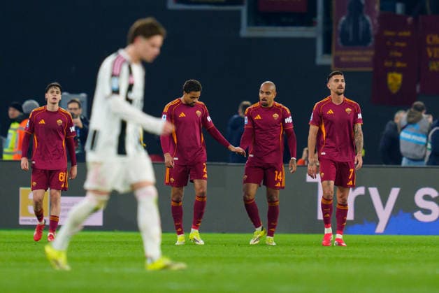 AS Roma v Juventus FC - Serie A Enilive Donyell Malen of AS Roma celebrates after scoring third goal during the serie Serie A Enilive match between AS Roma and Juventus FC at Stadio Olimpico on March 01, 2026 in Rome, Italy Rome Stadio Olimpico Lazio Italy Copyright: xGiuseppexMaffiax 260301_SerieA_Roma-Juventus_GM_07267