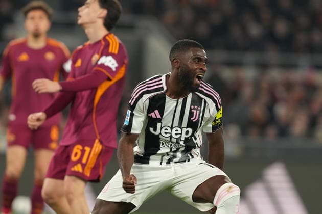 Jeremie Boga of Juventus FC celebrates after scoring the goal of 2-2 during the Serie A 2025 2026 football match between AS Roma and Juventus FC at Stadio Olimpico in Rome (Italy), March 1, 2026. AntoniettaxBaldassarre
