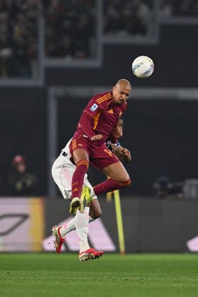 AS Roma v Juventus FC - Serie A Khephren Thuram of Juventus F.C. and Donyell Malen of A.S. Roma are in action during the 27th day of the Serie A Championship between A.S. Roma and Juventus F.C. at the Olympic Stadium in Rome, Italy, on March 1, 2026. Rome Italy Italy  Copyright: xDomenicoxCippitellix originalFilename:cippitelli-asromaju260301_npQUd.jpg