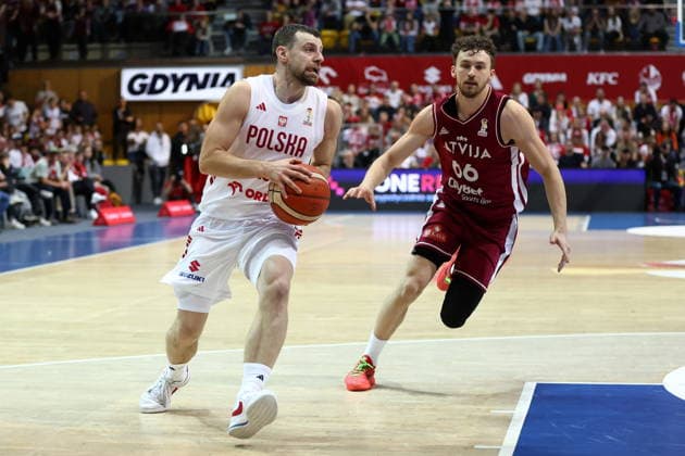 2026.03.01 Gdynia Koszykowka Kwalifikacje do Mistrzostw Swiata 2027 Polska - Lotwa N z Kamil Laczynski Kristers Zoriks Foto Piotr Matusewicz PressFocus 2026.03.01 Gdynia Basketball Poland - Latvia Kamil Laczynski Kristers Zoriks Credit: Piotr Matusewicz PressFocus NEWSPIX.PL --- newspix.pl 