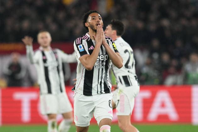 CALCIO - Serie A - AS Roma vs Juventus FC Lloyd Kelly of FC Juventus during the match of 27th day of the Serie A Championship between A.S.Roma and F.C. Juventus at the Olimpico Stadium on Mar 1, 2026 in Rome, Italy. during AS Roma vs Juventus FC, Italian soccer Serie A match in Rome, Italy, March 01 2026 Rome Italy  Copyright: xIPAxSport ABACAx