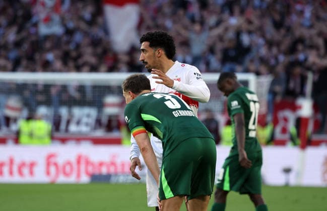 01 03 26 VfB Stuttgart VfL Wolfsburg Germany, Stuttgart, 01 03 2026, Football, Bundesliga, Season 2025 2026, VfB Stuttgart VfL Wolfsburg 4 0 v l Yannick Gerhardt VfL Wolfsburg , Tiago Tomas VfB Stuttgart