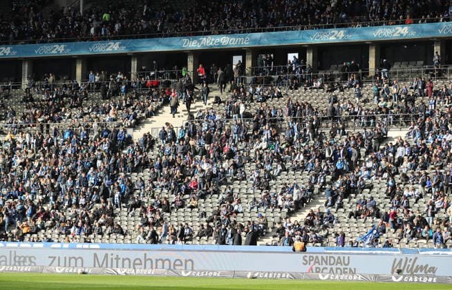 Hertha fans sparsely occupied stands, empty stands Sport Football Soccer DFL 2 Bundesliga Men 24 Matchday Season 2025 2026 01 03 2026 Hertha BSC Berlin vs 1 FC Nürnberg FCN DFL regulations prohibit any use of photographs as image sequences and or quasi video