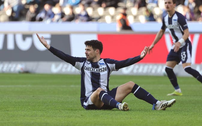 Josip Brekalo gesticulating single image cropping action sport soccer soccer DFL 2 Bundesliga men 24 matchday season 2025 2026 01 03 2026 Hertha BSC Berlin vs 1 FC Nürnberg FCN DFL regulations prohibit any use of photographs as image sequences and or quasi video