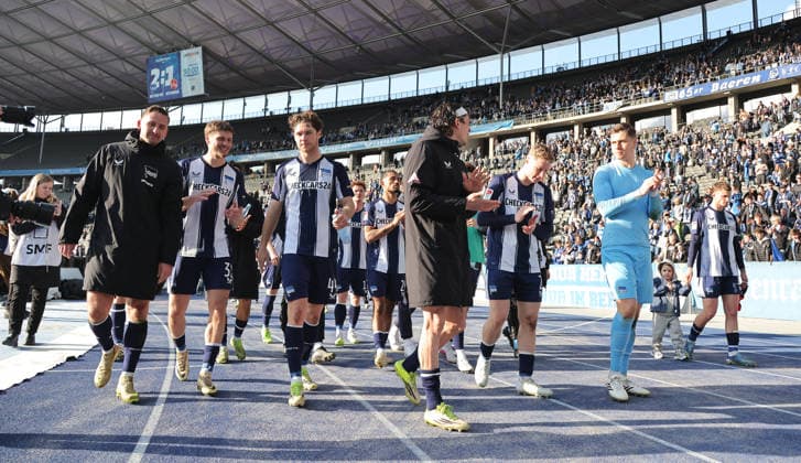 Paul Seguin, Marton Dardai, Linus Gechter, Fabian Reese, Julian Eitschberger, goalkeeper Tjark Ernst, Michael Cuisance, Hertha team at the lap of honor after the match Sport Football Soccer DFL 2 Bundesliga Men 24 Matchday Season 2025 2026 01 03 2026 Hertha BSC Berlin vs 1 FC Nürnberg FCN DFL regulations prohibit any use of photographs as image sequences and or quasi video