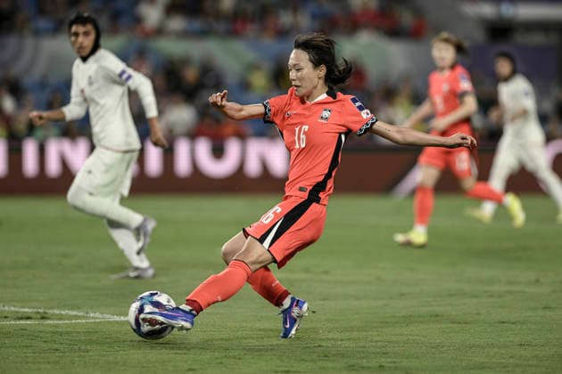 FuÃŸball, Frauen, Asien Cup, SÃ¼dkorea - Iran #4 2nd March 2026, Robina Stadium, Gold Coast, Queensland, Australia; AFC Women s Asian Cup, Iran versus South Korea; Jang Sel-gi of Korea Republic takes a shot on goal  NigelxOwen