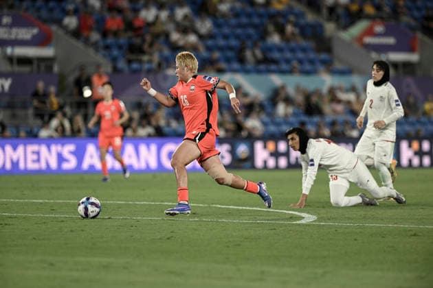 2nd March 2026, Robina Stadium, Gold Coast, Queensland, Australia; AFC Women s Asian Cup, Iran versus South Korea; Kim Min-ji of Korea Republic breaks through and runs towards goal  NigelxOwen Content restricted for UK based newspaper