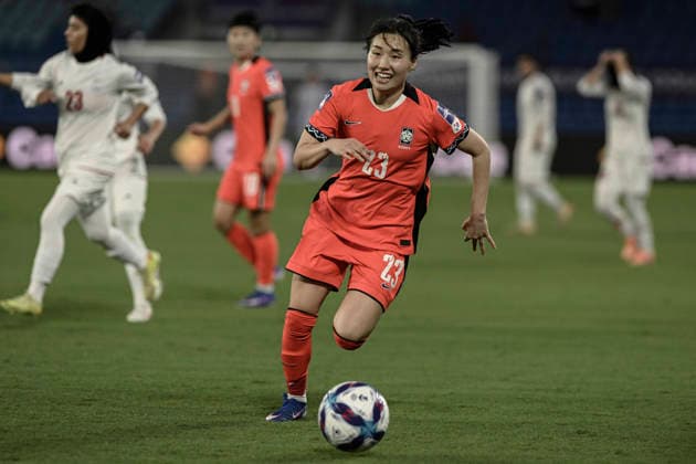 FuÃŸball, Frauen, Asien Cup, SÃ¼dkorea - Iran #4 2nd March 2026, Robina Stadium, Gold Coast, Queensland, Australia; AFC Women s Asian Cup, Iran versus South Korea; Kang Chae-rim of Korea Republic runs onto the ball  NigelxOwen
