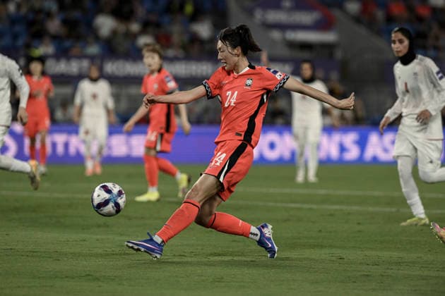 FuÃŸball, Frauen, Asien Cup, SÃ¼dkorea - Iran #4 2nd March 2026, Robina Stadium, Gold Coast, Queensland, Australia; AFC Women s Asian Cup, Iran versus South Korea; Lee Eun-young of Korea Republic takes a shot on goal  NigelxOwen