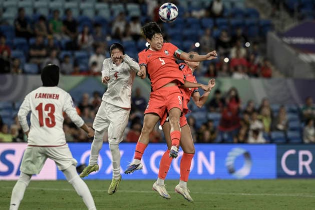 2nd March 2026, Robina Stadium, Gold Coast, Queensland, Australia; AFC Women s Asian Cup, Iran versus South Korea; Ko Yoo-jin of Korea Republic wins the heading dual against Melika Motevalli of the Islamic Republic of Iran  NigelxOwen Content restricted for UK based newspaper