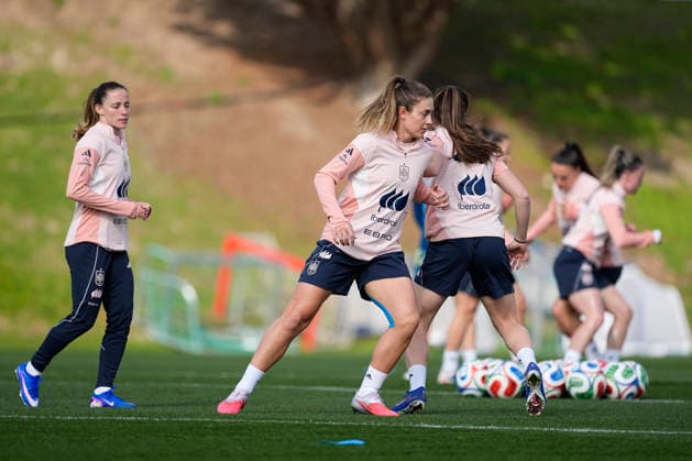 March 2, 2026, Las Rozas, Madrid, Spain: Alexia Putellas during the training camp of Spain Women Team ahead of the qualification matches for the Brazil 2027 World Cup at the Ciudad del Futbol on March 01, 2026, in Las Rozas, Madrid, Spain. Las Rozas Spain - ZUMAa181 20260302_zaa_a181_065 Copyright: xOscarxJ.xBarrosox
