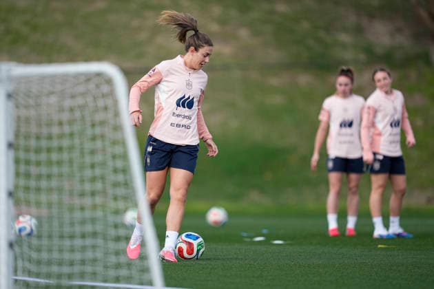 March 2, 2026, Las Rozas, Madrid, Spain: Alexia Putellas during the training camp of Spain Women Team ahead of the qualification matches for the Brazil 2027 World Cup at the Ciudad del Futbol on March 01, 2026, in Las Rozas, Madrid, Spain. Las Rozas Spain - ZUMAa181 20260302_zaa_a181_092 Copyright: xOscarxJ.xBarrosox
