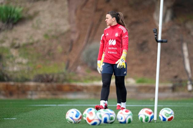 March 2, 2026, Las Rozas, Madrid, Spain: Misa Rodriguez during the training camp of Spain Women Team ahead of the qualification matches for the Brazil 2027 World Cup at the Ciudad del Futbol on March 01, 2026, in Las Rozas, Madrid, Spain. Las Rozas Spain - ZUMAa181 20260302_zaa_a181_099 Copyright: xOscarxJ.xBarrosox