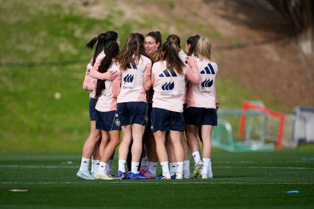 March 2, 2026, Las Rozas, Madrid, Spain: Players of Spain came together during the training camp of Spain Women Team ahead of the qualification matches for the Brazil 2027 World Cup at the Ciudad del Futbol on March 01, 2026, in Las Rozas, Madrid, Spain. Las Rozas Spain - ZUMAa181 20260302_zaa_a181_103 Copyright: xOscarxJ.xBarrosox