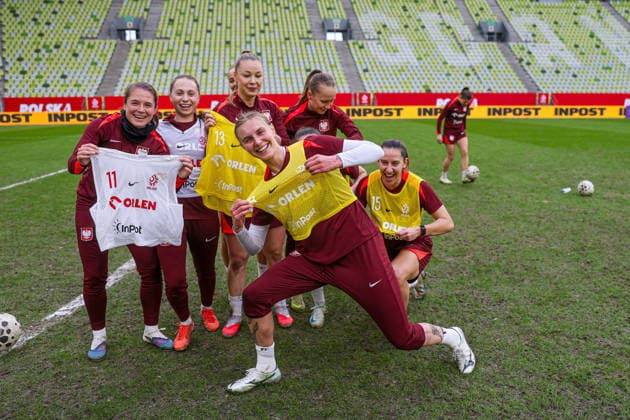 02.03.2026 GDANSK, POLSAT PLUS ARENA PILKA NOZNA KOBIET ( WOMEN S FOOTBALL) EL ELIMINACJE DO MS MISTRZOSTW SWIATA W PILCE NOZNEJ KOBIET FIFA 2027 ZGRUPOWANIE REPREZENTACJI POLSKI KOBIET OFICJALNA KONFERENCJA PRASOWA I TRENING REPREZENTACJI POLSKI KOBIET PRZED MECZEM Z HOLANDIA FOOTBALL POLISH WOMEN S national team, Nationalteam TRAINING CAMP OFFICIAL press conference, PK, Pressekonferenz AND TRAINING OF THE POLISH WOMEN S NATIONAL TEAM BEFORE THE MATCH AGAINST THE NETHERLANDS NZ POLSKA TRENING ILUSTRACJA FOTO LUKASZ GROCHALA CYFRASPORT NEWSPIX.PL --- newspix.pl 