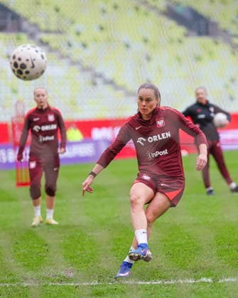 02.03.2026 GDANSK, POLSAT PLUS ARENA PILKA NOZNA KOBIET ( WOMEN S FOOTBALL) EL ELIMINACJE DO MS MISTRZOSTW SWIATA W PILCE NOZNEJ KOBIET FIFA 2027 ZGRUPOWANIE REPREZENTACJI POLSKI KOBIET OFICJALNA KONFERENCJA PRASOWA I TRENING REPREZENTACJI POLSKI KOBIET PRZED MECZEM Z HOLANDIA FOOTBALL POLISH WOMEN S national team, Nationalteam TRAINING CAMP OFFICIAL press conference, PK, Pressekonferenz AND TRAINING OF THE POLISH WOMEN S NATIONAL TEAM BEFORE THE MATCH AGAINST THE NETHERLANDS NZ EWA PAJOR FOTO LUKASZ GROCHALA CYFRASPORT NEWSPIX.PL --- newspix.pl 